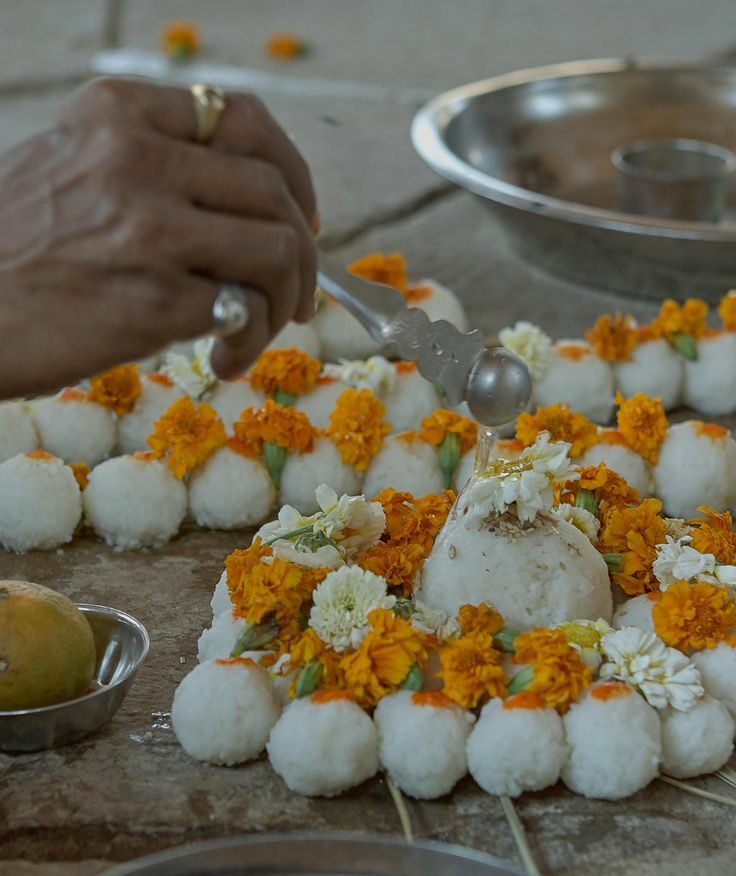 Best Pandit for Ancestor Rituals in Hyderabad. book Shraddha Pooja Online